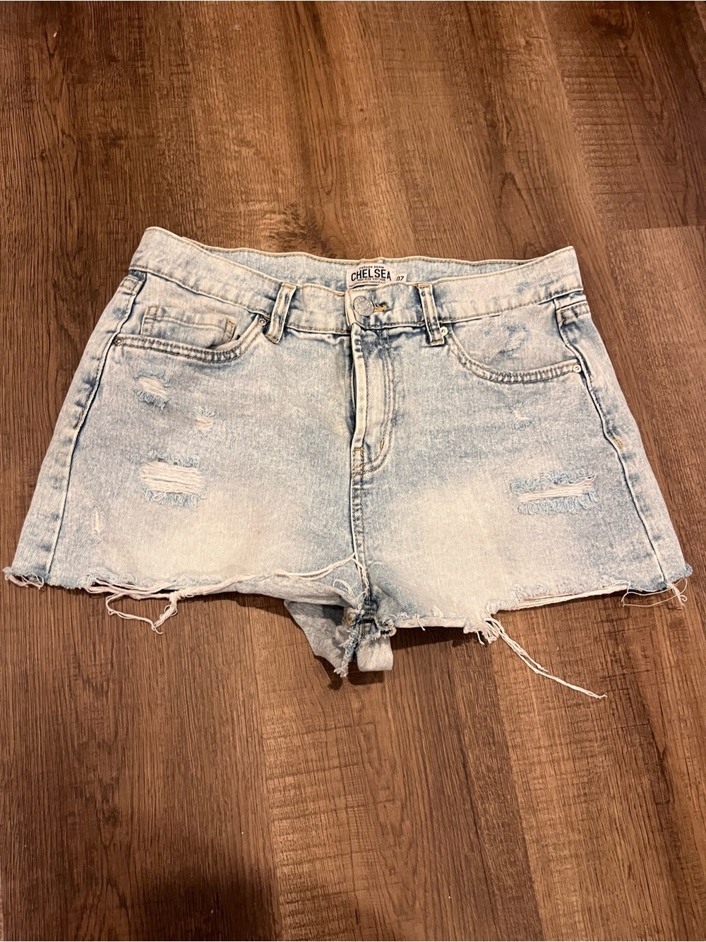 refuge Chelsea Light Blue Distressed Denim Jean Shorts Size 7